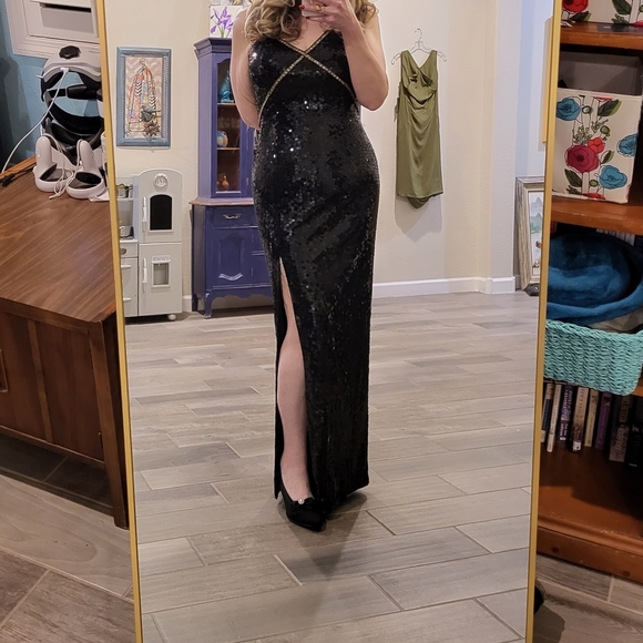 Scala Black Sequin Formal Gown with Gold Sequin Beading Detail High Slit Size 10 - Picture 3 of 10